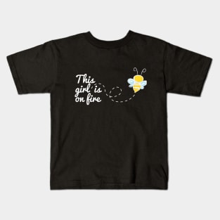 This girl is on fire Kids T-Shirt